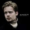 Download track Vincent