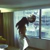 Download track Circuitries Round The Shape Of Your Heart