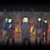 Download track Kom Hier