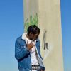 Download track MOVIN IN