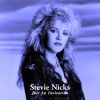 Download track Stop Draggin' My Heart Around (Live 1986)