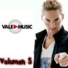 Download track Pick Me Up