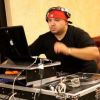 Download track Como Yo No Hay