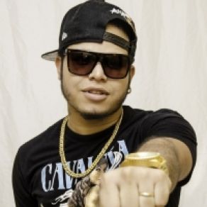 Download track Escorrega FANTASMÃO