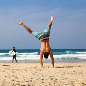 Download track Sweat It Off Cardio Hits! Workout