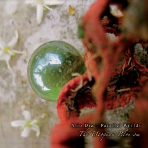 Download track Underwater Fields Parallel Worlds
