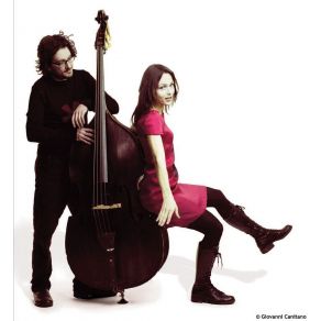 Download track Non Ho L'Eta' Musica Nuda