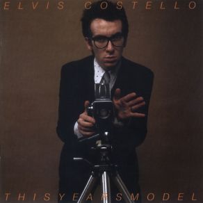 Download track (I Don't Want To Go To) Chelsea Elvis Costello