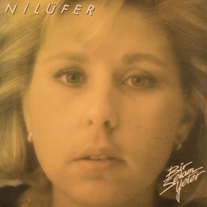 Download track Erkekler Ağlamaz Nilüfer