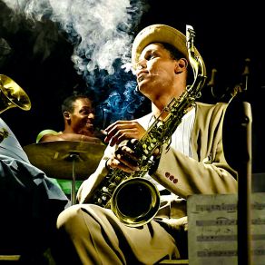 Download track Diggin' For Diz (Remastered) Dexter Gordon