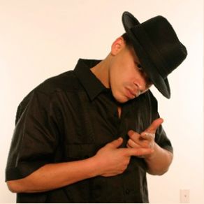 Download track En Coma Vico C