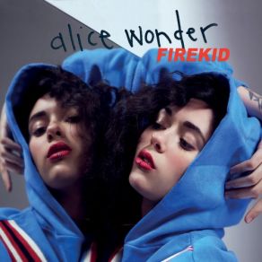 Download track Bajo La Piel
