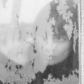 Download track Random Notes Talking Flowers