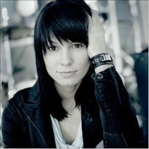 Download track Vorbei Christina Stürmer