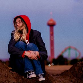 Download track How Many Hours Carlie Hanson