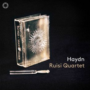 Download track IV. Finale. Fuga A Due Soggetti' Ruisi Quartet