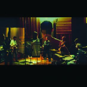Download track Parallel Love Luxury