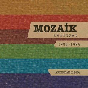 Download track Arada Sirada Düsünür Mozaik