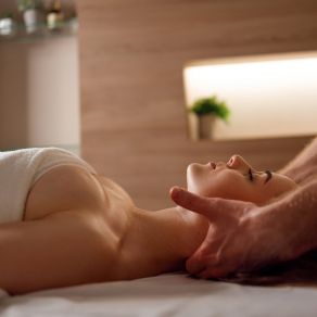 Download track Comparing Thai Massage Time