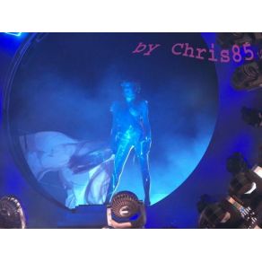 Download track Oui Mais... Non + Interlude Robots (10. 09. 2013, Bercy) Mylène Farmer