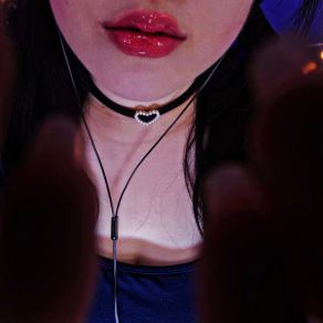 Download track Asmr Hand Sounds (Fast And Aggressive) Asmr4UFast