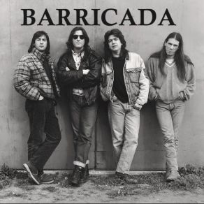 Download track En Blanco Y Negro Barricada