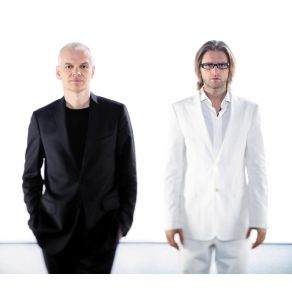 Download track Praying Lars Danielsson, Leszek Możdżer