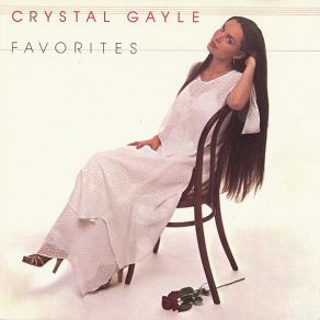 Download track Don'T Treat Me Like A Stranger Crystal Gayle