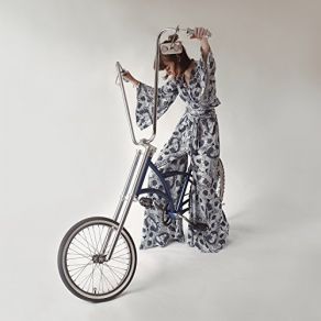 Download track She Won't Go Away Faye Webster